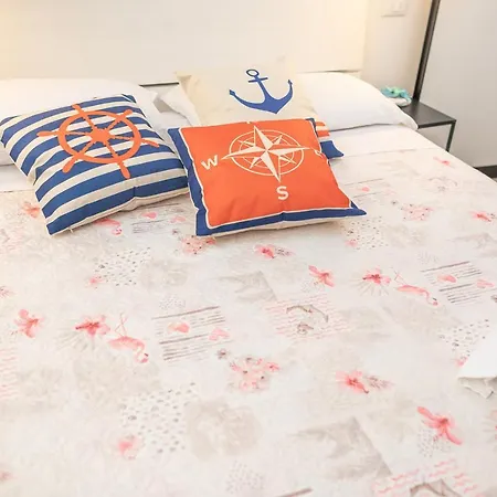 069 - Casa Tramonto, In Centro, 450metri Da Mare