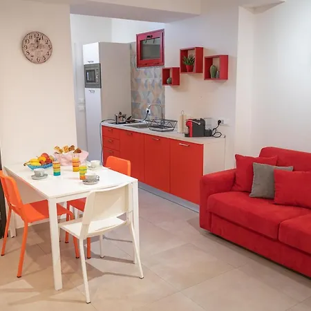 069 - Casa Tramonto, In Centro, 450metri Da Mare